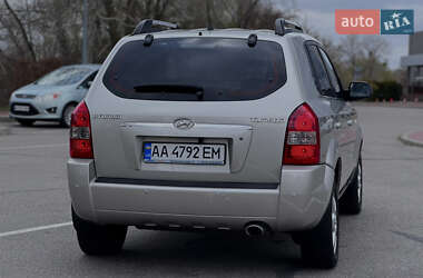 Позашляховик / Кросовер Hyundai Tucson 2007 в 