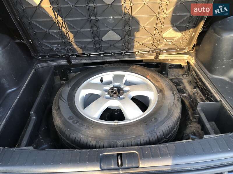 Позашляховик / Кросовер Hyundai Tucson 2008 в Києві