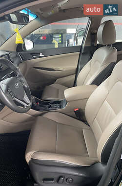 Внедорожник / Кроссовер Hyundai Tucson 2020 в 