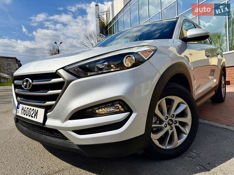 Позашляховик / Кросовер Hyundai Tucson 2016 в Дніпрі