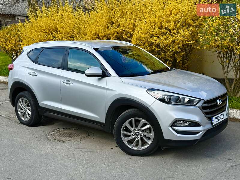 Позашляховик / Кросовер Hyundai Tucson 2016 в Дніпрі