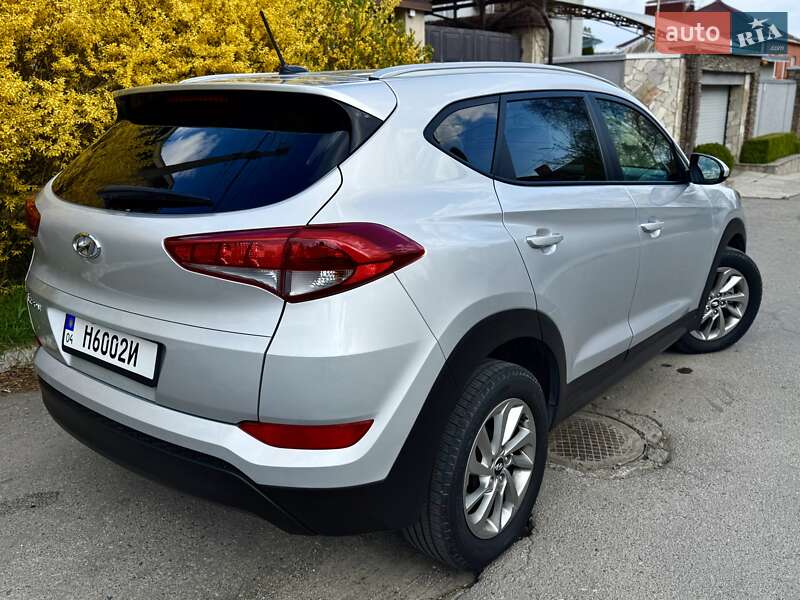 Позашляховик / Кросовер Hyundai Tucson 2016 в Дніпрі