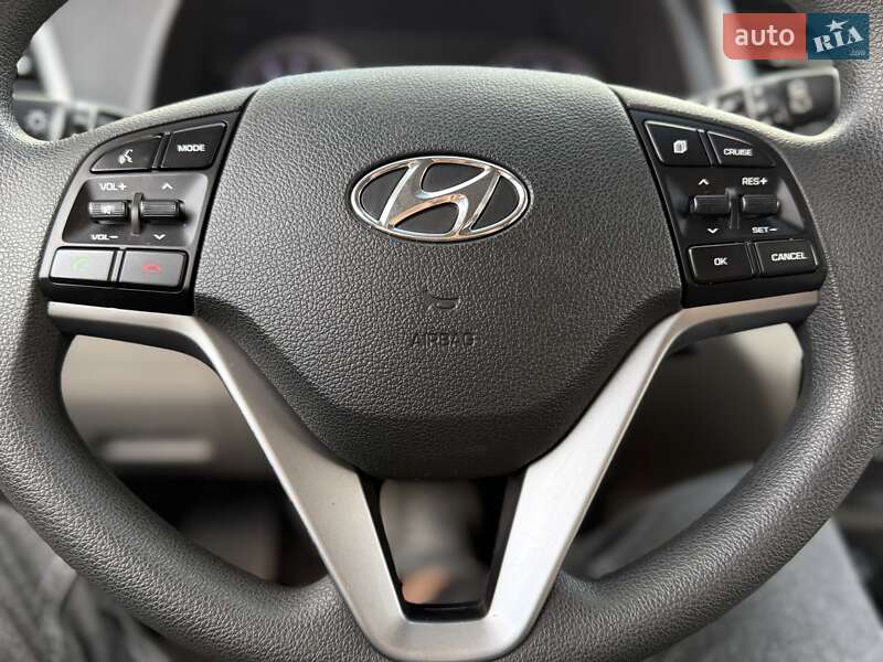 Позашляховик / Кросовер Hyundai Tucson 2016 в Дніпрі