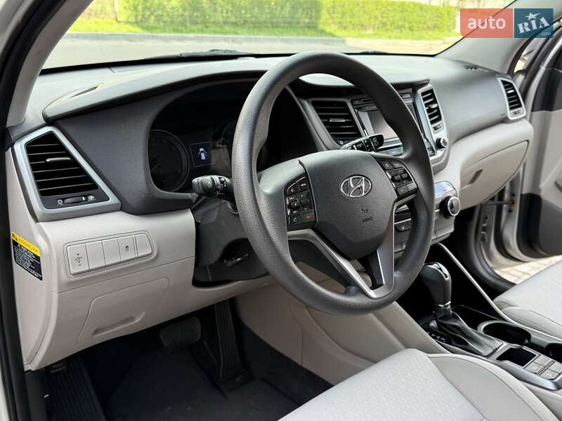Позашляховик / Кросовер Hyundai Tucson 2016 в Дніпрі