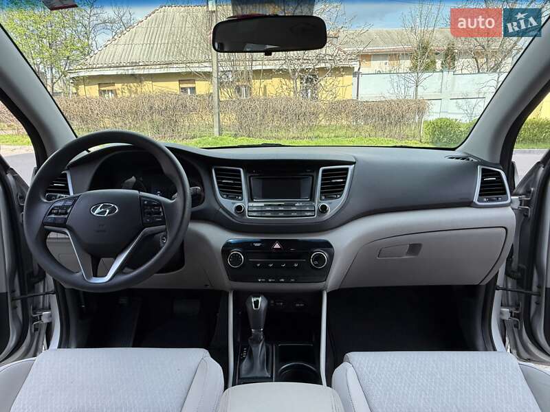 Позашляховик / Кросовер Hyundai Tucson 2016 в Дніпрі