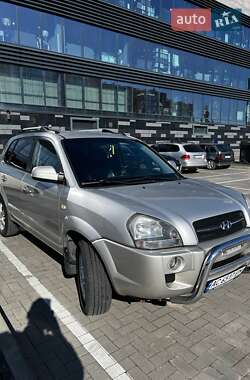 Позашляховик / Кросовер Hyundai Tucson 2006 в 
