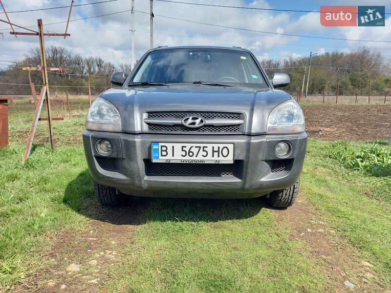 Позашляховик / Кросовер Hyundai Tucson 2008 в Полтаві