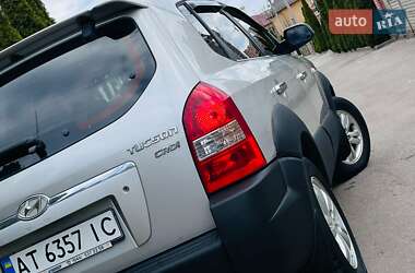 Позашляховик / Кросовер Hyundai Tucson 2006 в 
