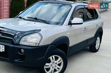 Позашляховик / Кросовер Hyundai Tucson 2006 в 
