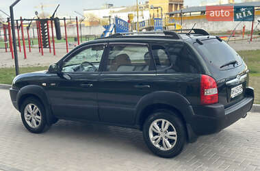 Позашляховик / Кросовер Hyundai Tucson 2008 в 