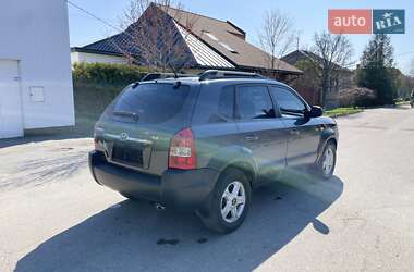 Внедорожник / Кроссовер Hyundai Tucson 2007 в 