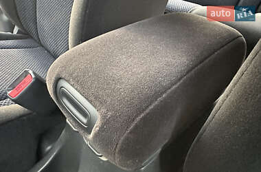 Внедорожник / Кроссовер Hyundai Tucson 2009 в 