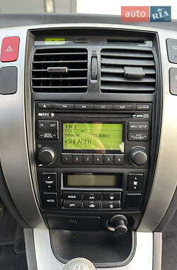 Внедорожник / Кроссовер Hyundai Tucson 2009 в 
