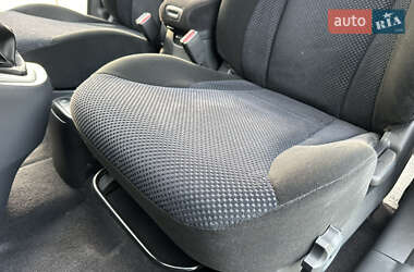 Внедорожник / Кроссовер Hyundai Tucson 2009 в 