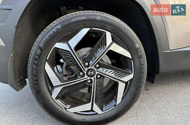 Позашляховик / Кросовер Hyundai Tucson 2022 в 