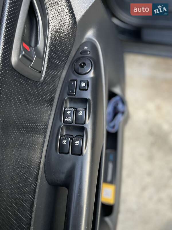 Позашляховик / Кросовер Hyundai Tucson 2009 в Харкові