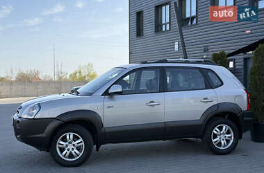 Внедорожник / Кроссовер Hyundai Tucson 2007 в 
