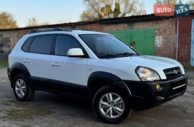 Позашляховик / Кросовер Hyundai Tucson 2012 в 