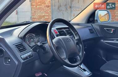 Позашляховик / Кросовер Hyundai Tucson 2012 в 