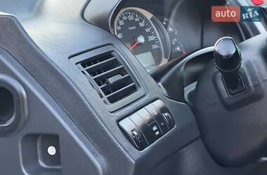 Позашляховик / Кросовер Hyundai Tucson 2012 в 