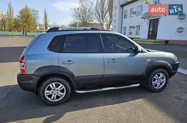 Внедорожник / Кроссовер Hyundai Tucson 2007 в 
