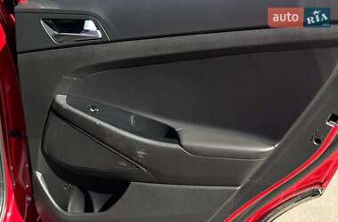 Внедорожник / Кроссовер Hyundai Tucson 2019 в 