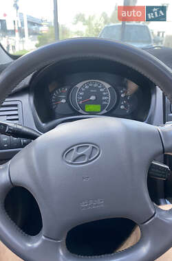 Внедорожник / Кроссовер Hyundai Tucson 2005 в 