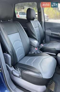 Внедорожник / Кроссовер Hyundai Tucson 2005 в 