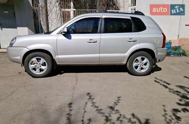 Внедорожник / Кроссовер Hyundai Tucson 2007 в 