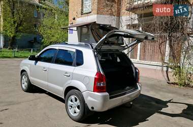 Внедорожник / Кроссовер Hyundai Tucson 2007 в 
