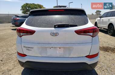 Позашляховик / Кросовер Hyundai Tucson 2016 в 