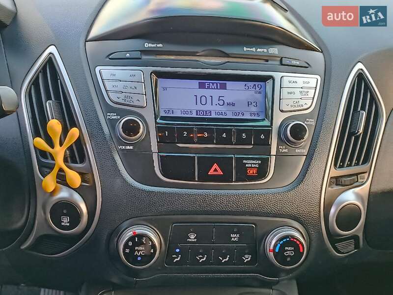 Внедорожник / Кроссовер Hyundai Tucson 2010 в Харькове