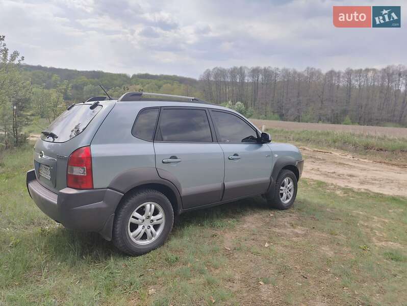 Позашляховик / Кросовер Hyundai Tucson 2007 в Харкові