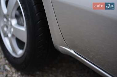 Внедорожник / Кроссовер Hyundai Tucson 2009 в 