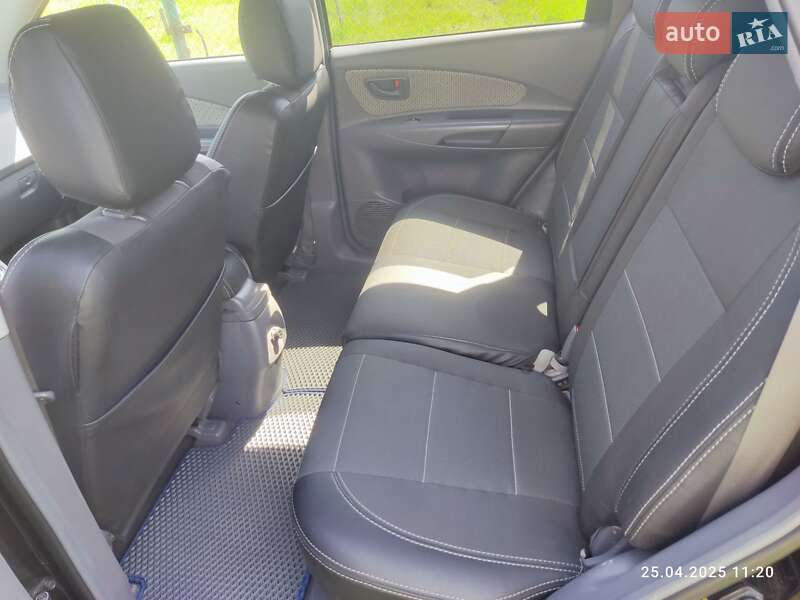 Позашляховик / Кросовер Hyundai Tucson 2005 в Кривому Розі
