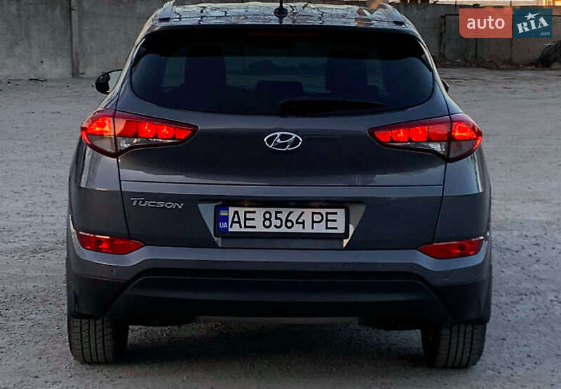 Позашляховик / Кросовер Hyundai Tucson 2016 в Дніпрі