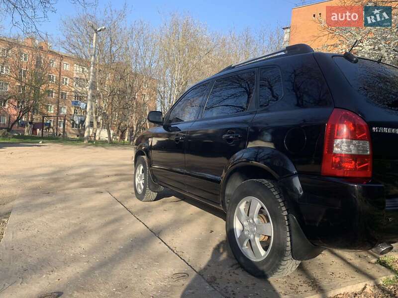 Внедорожник / Кроссовер Hyundai Tucson 2008 в Каменец-Подольском