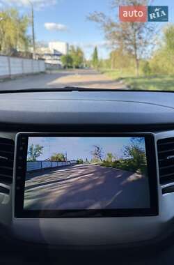 Внедорожник / Кроссовер Hyundai Tucson 2015 в 