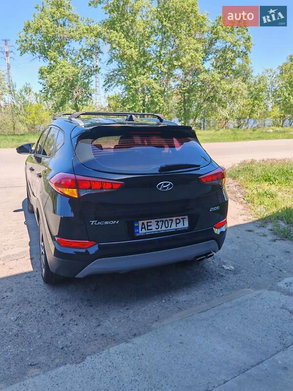 Внедорожник / Кроссовер Hyundai Tucson 2017 в 