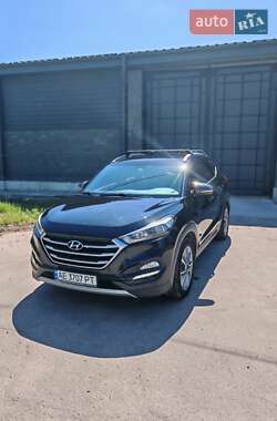 Внедорожник / Кроссовер Hyundai Tucson 2017 в 