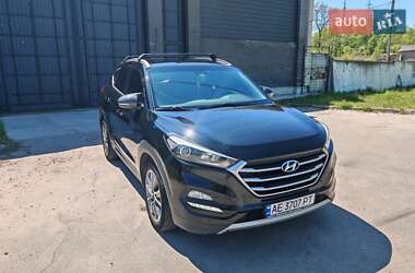 Внедорожник / Кроссовер Hyundai Tucson 2017 в 