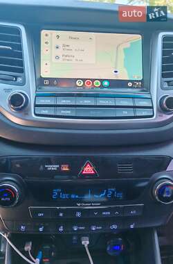 Внедорожник / Кроссовер Hyundai Tucson 2017 в 