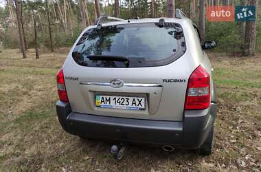 Внедорожник / Кроссовер Hyundai Tucson 2008 в 