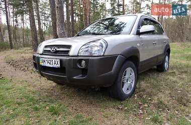 Внедорожник / Кроссовер Hyundai Tucson 2008 в 
