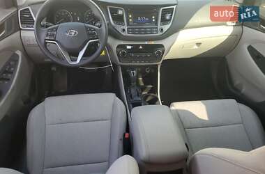 Внедорожник / Кроссовер Hyundai Tucson 2017 в 