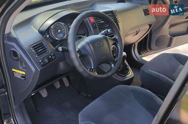 Внедорожник / Кроссовер Hyundai Tucson 2005 в 
