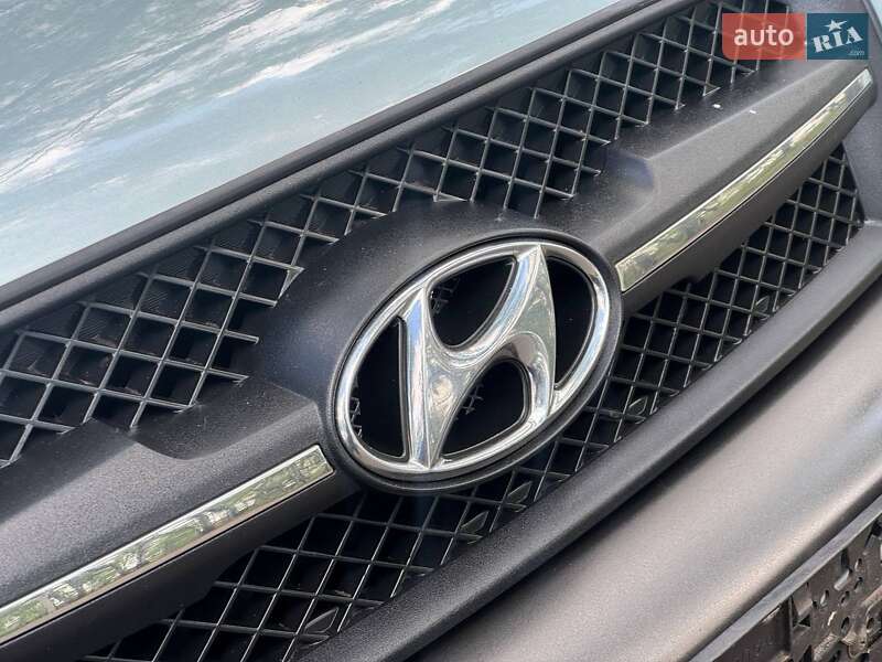 Позашляховик / Кросовер Hyundai Tucson 2009 в Охтирці