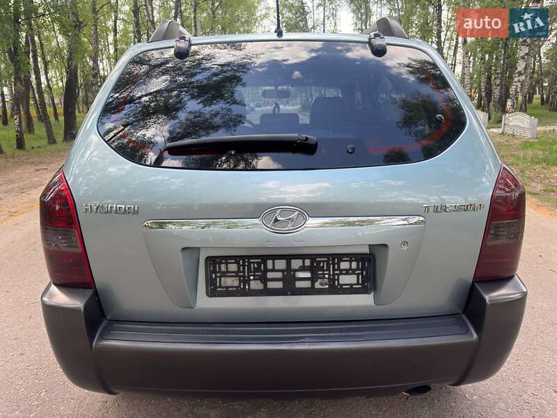 Позашляховик / Кросовер Hyundai Tucson 2009 в Охтирці