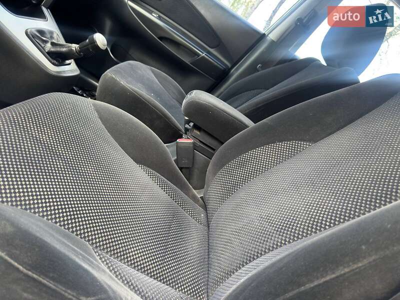 Позашляховик / Кросовер Hyundai Tucson 2009 в Охтирці