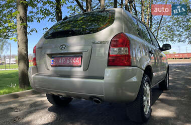 Внедорожник / Кроссовер Hyundai Tucson 2008 в 